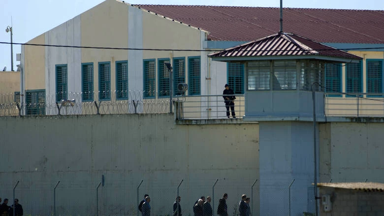 Άγριος ξυλοδαρμός στις φυλακές Τρικάλων μεταξύ αλλοδαπών κρατούμενων